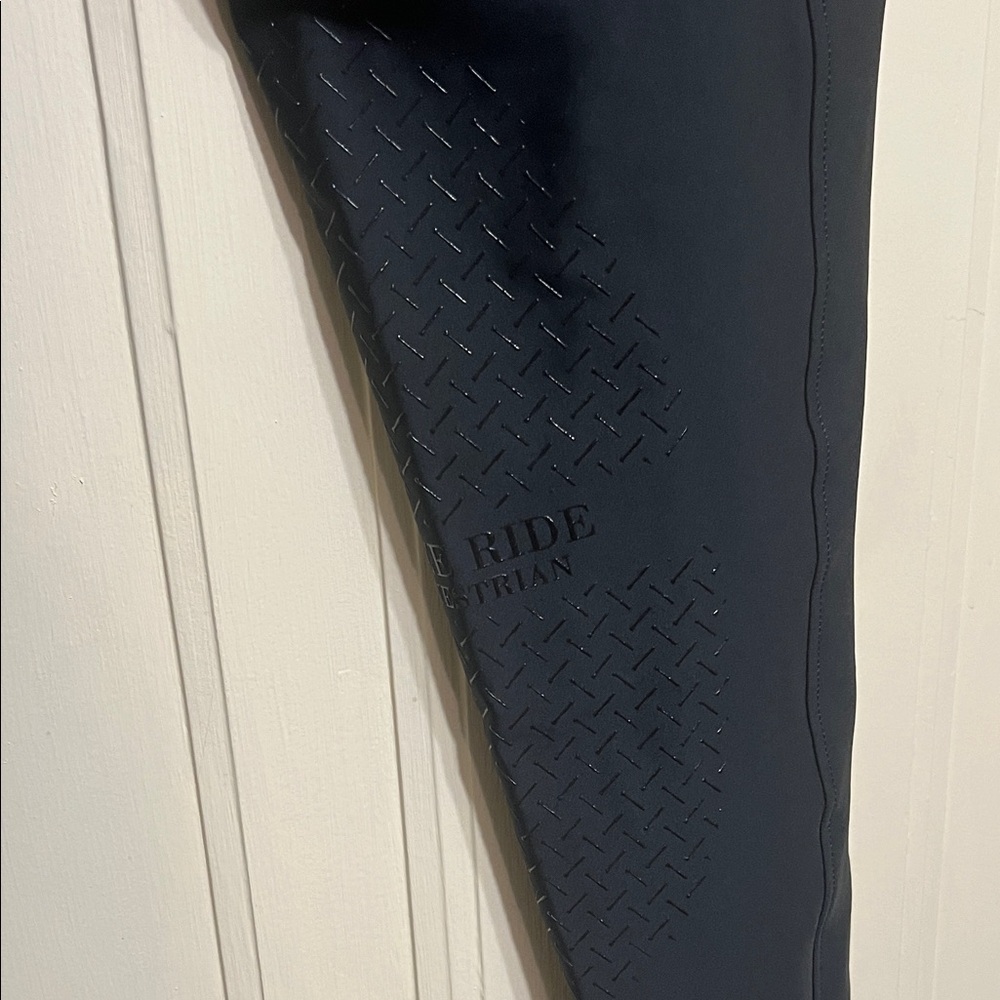 Free Ride Equestrian Riding Pants - Picture 3 of 4